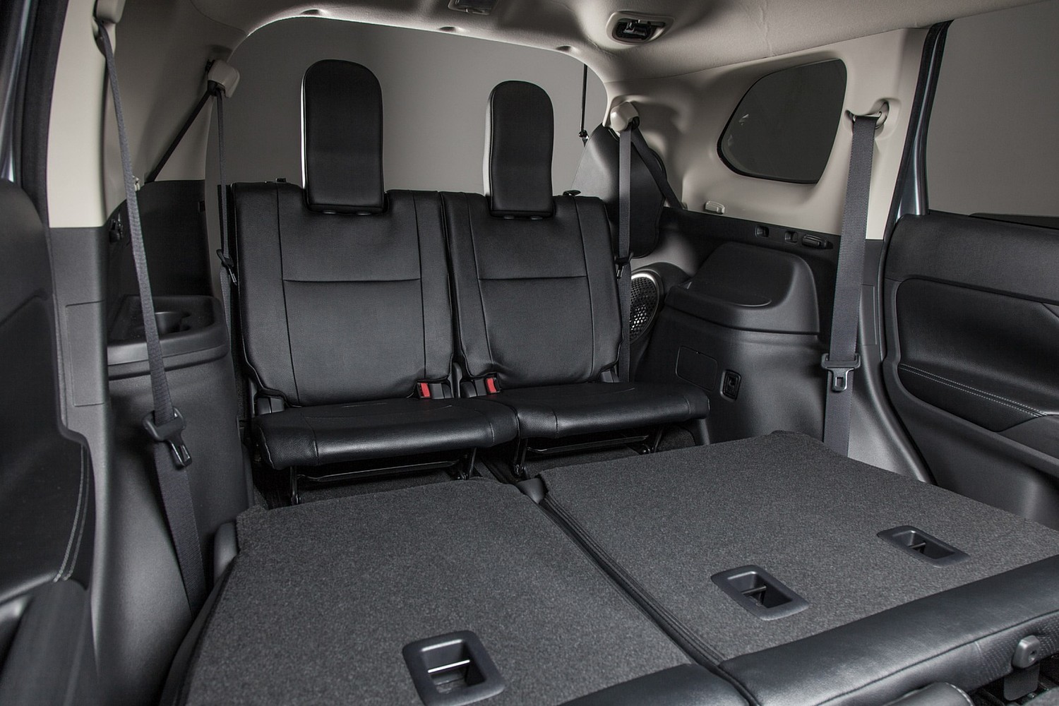 Mitsubishi Outlander GT 4dr SUV Rear Interior (2014 model year shown)