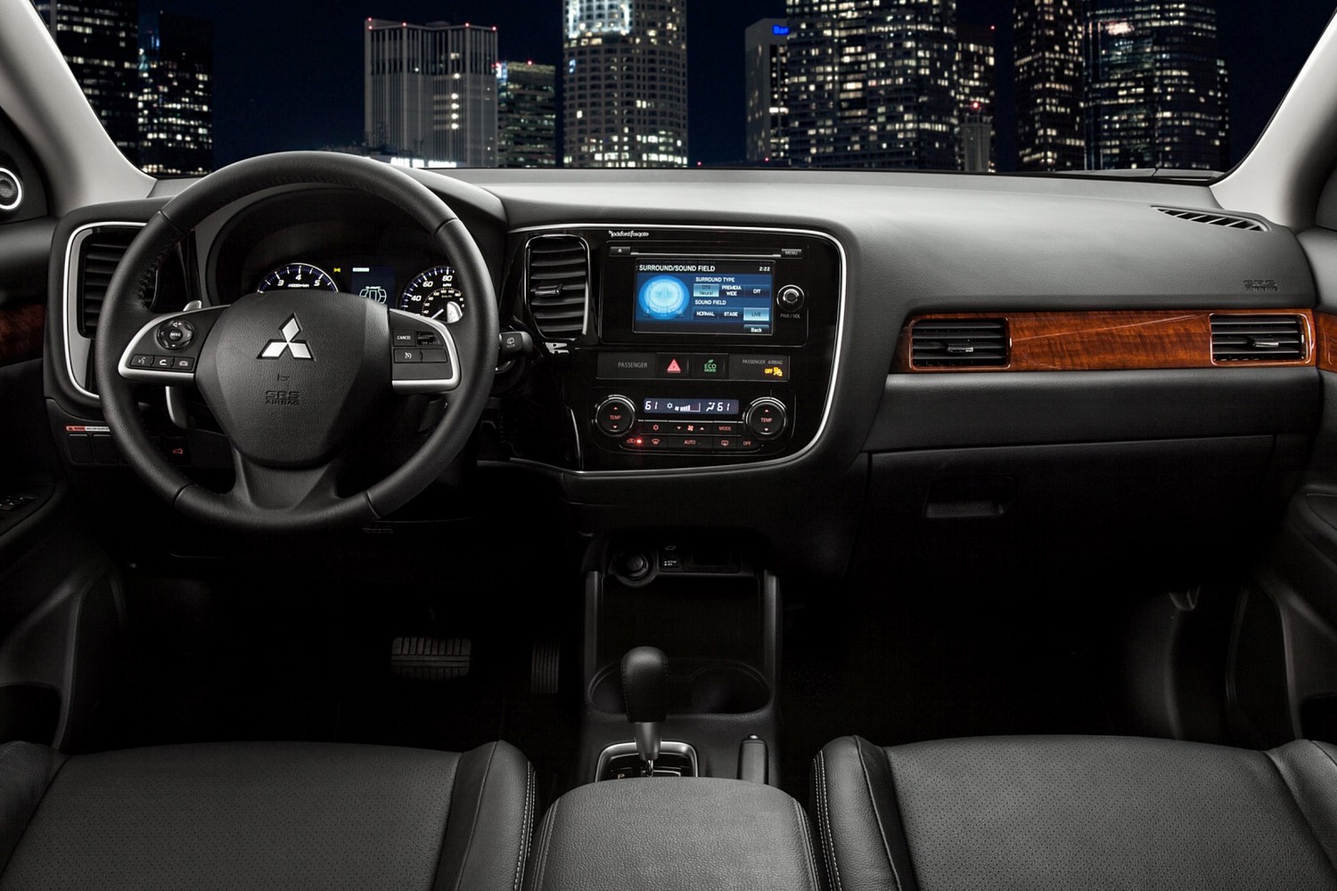 Mitsubishi Outlander GT 4dr SUV Interior (2014 model year shown)
