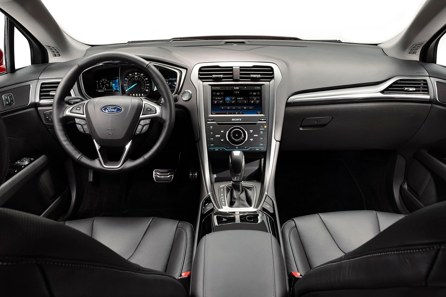 Ford Fusion Titanium Sedan Dashboard (2013 model year shown)