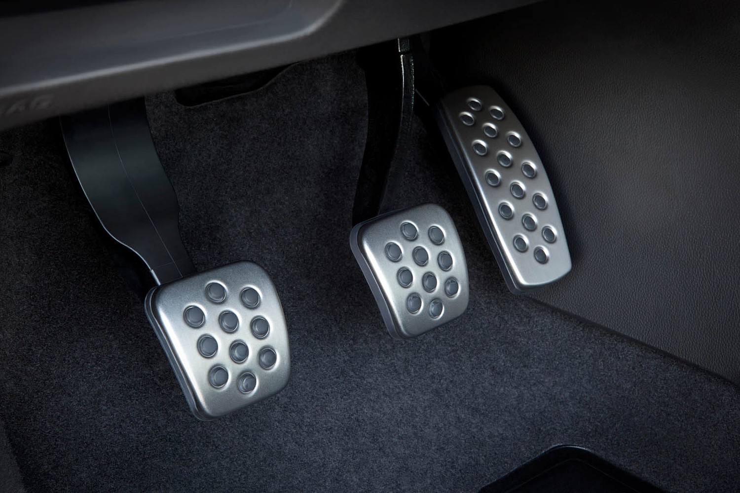 Buick Verano Premium Group Sedan Interior Detail (2013 model year shown)