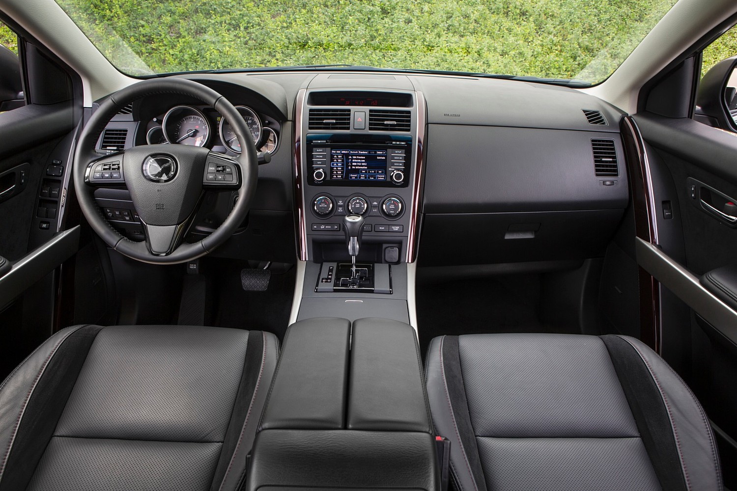 Mazda CX-9 Grand Touring 4dr SUV Dashboard (2013 model year shown)