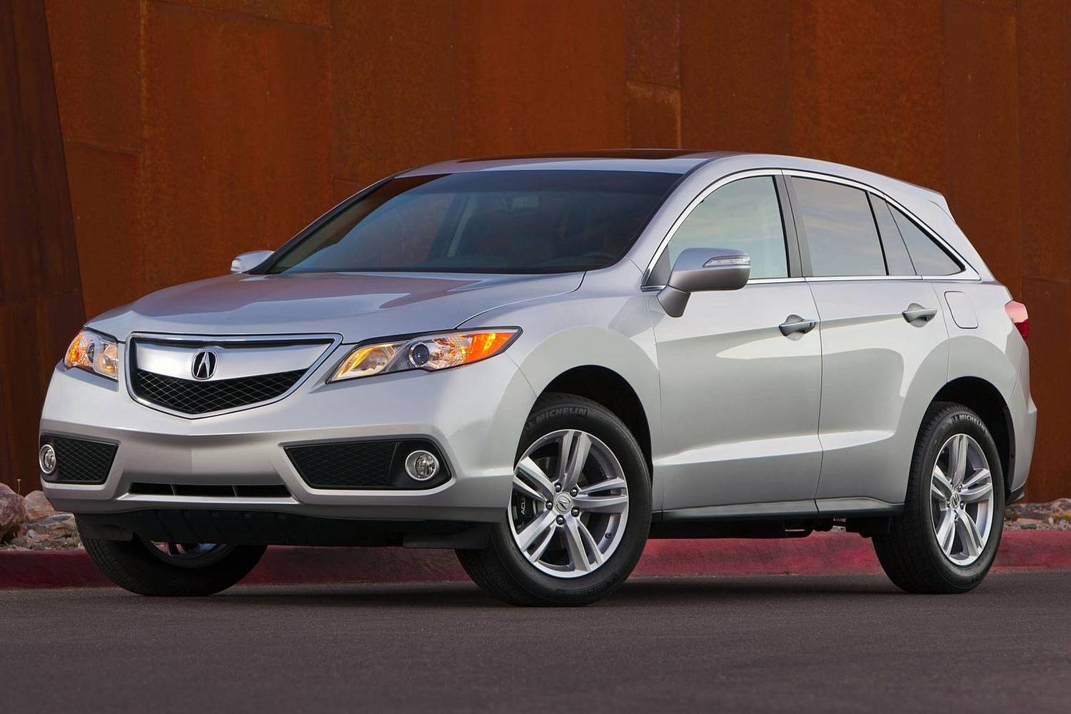 Acura RDX 4dr SUV Exterior (2014 model year shown)