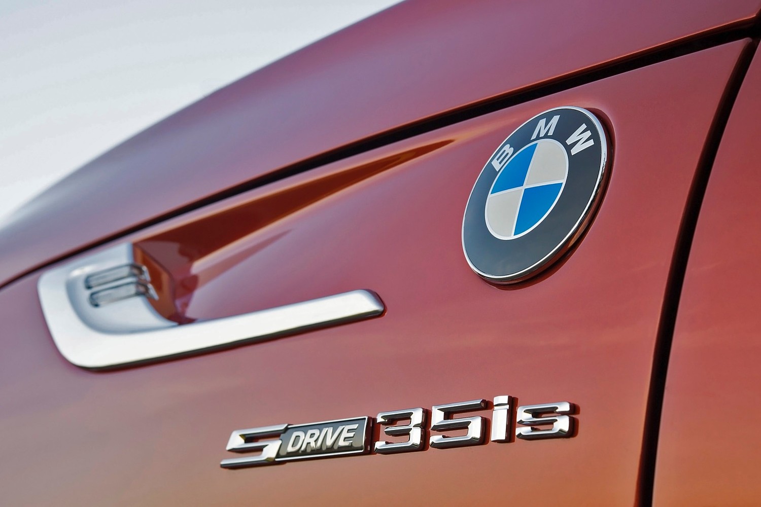 BMW Z4 sDrive35is Convertible Front Badge (2014 model year shown)