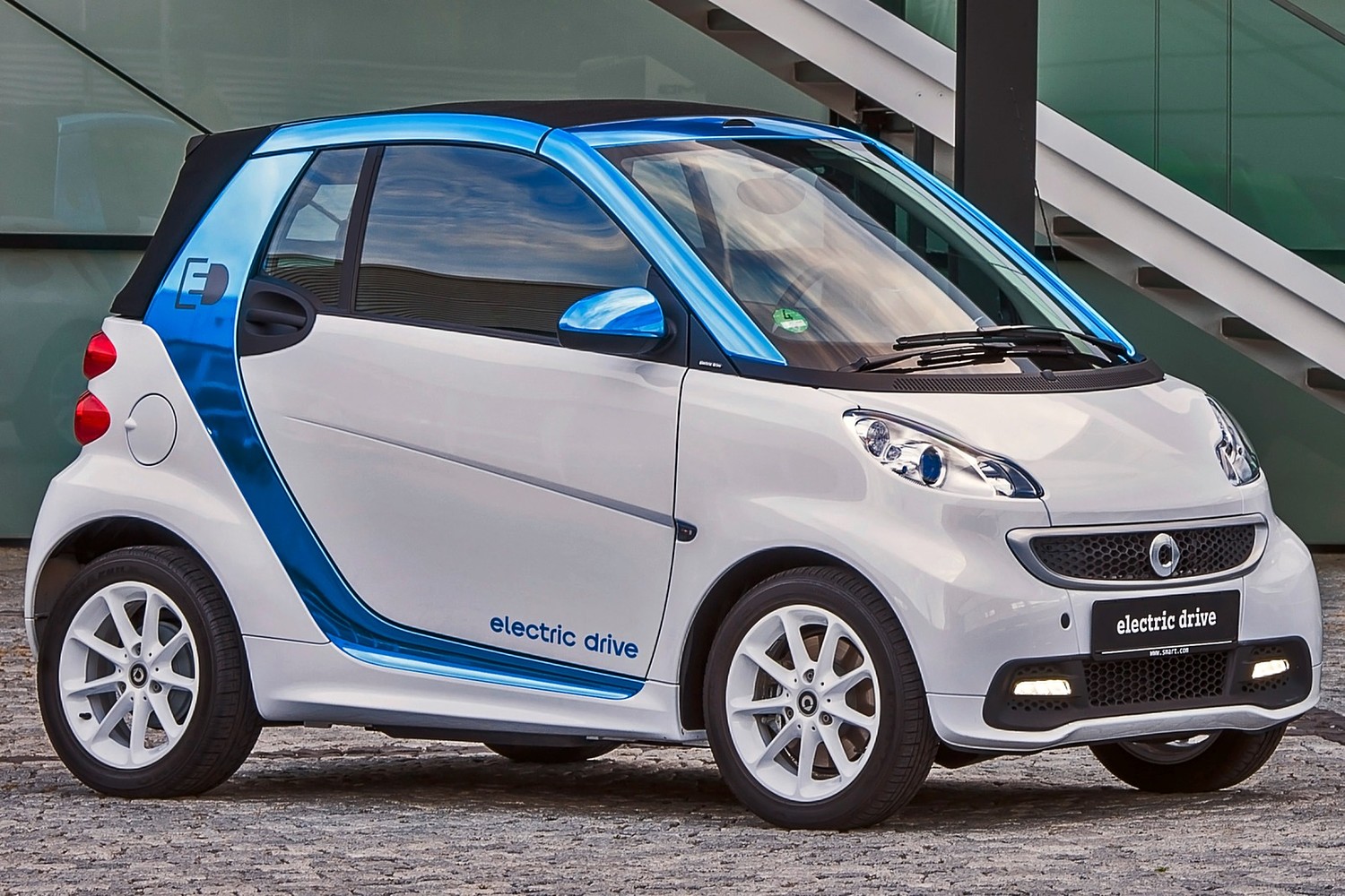 smart fortwo electric drive 2dr Hatchback Exterior (2013 model year shown)