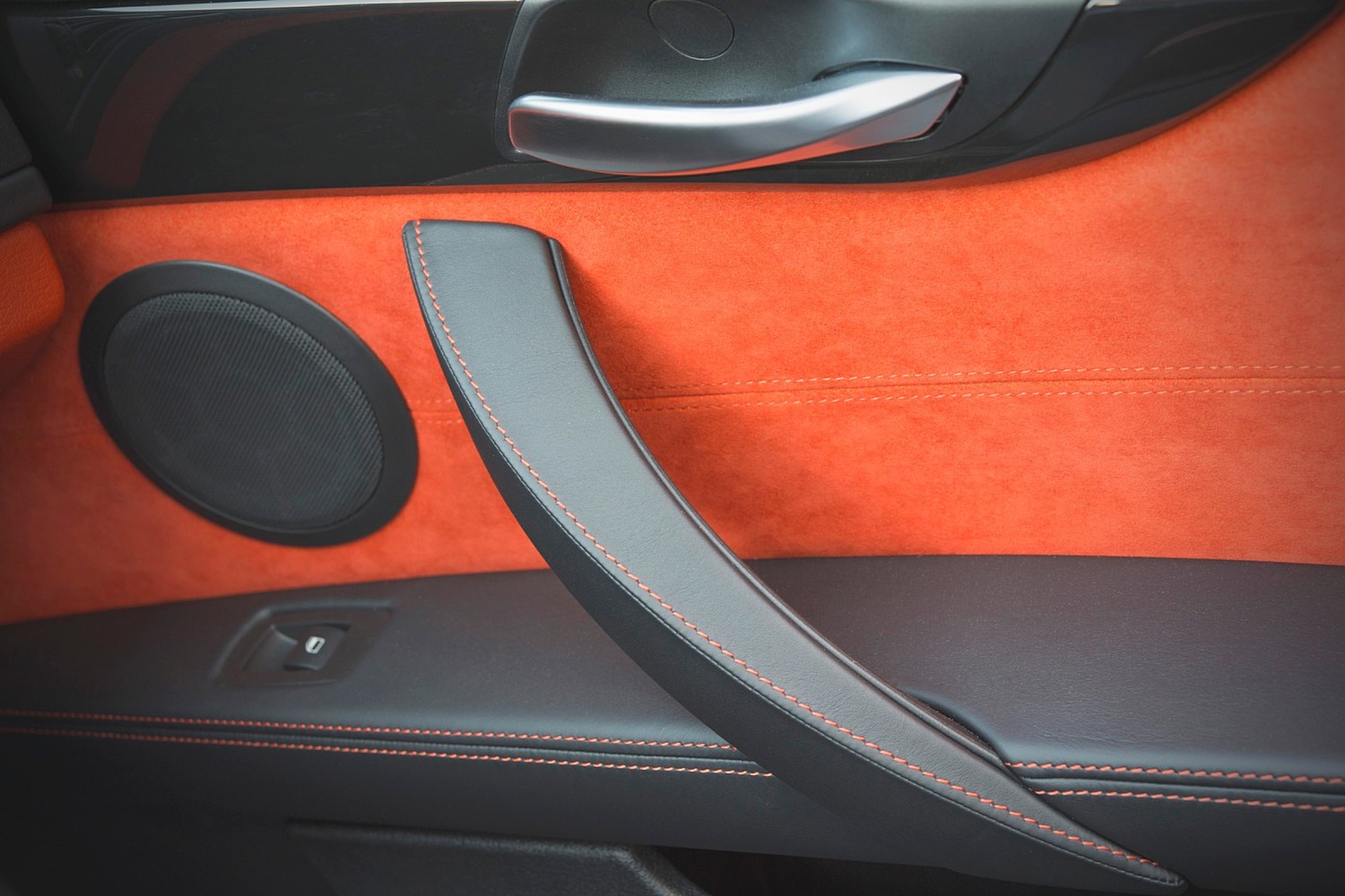 BMW Z4 sDrive35is Convertible Interior Detail (2015 model year shown)