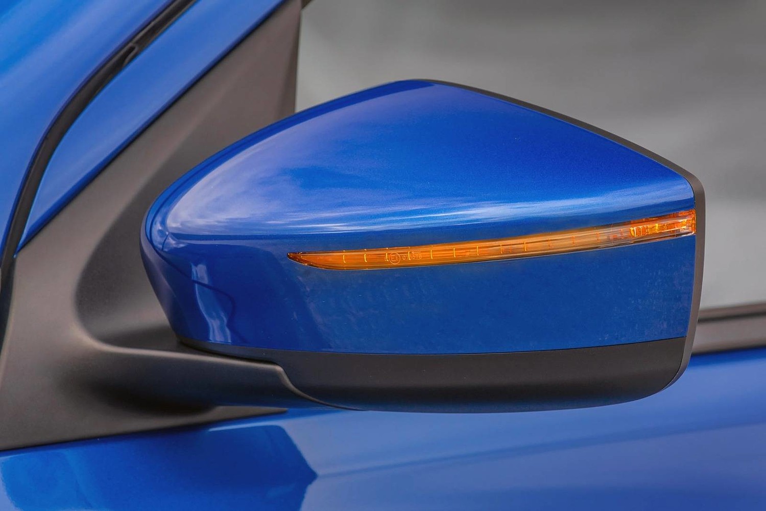Nissan Versa 1.6 SL Sedan Exterior Mirror Detail (2015 model year shown)