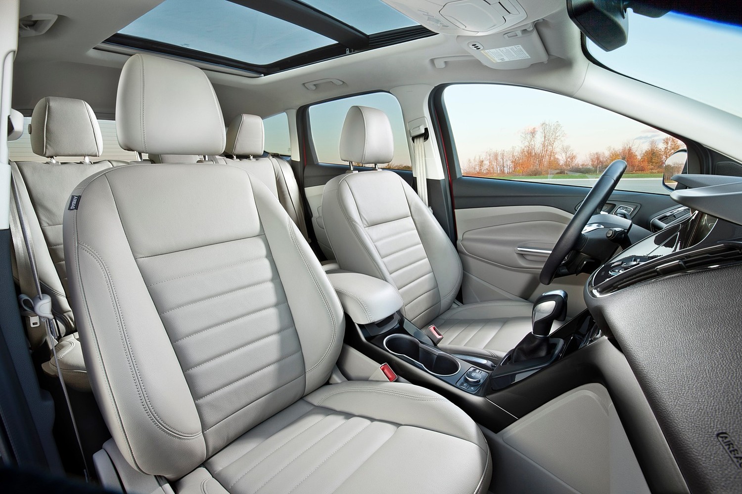 2015 Ford Escape Titanium 4dr SUV Interior