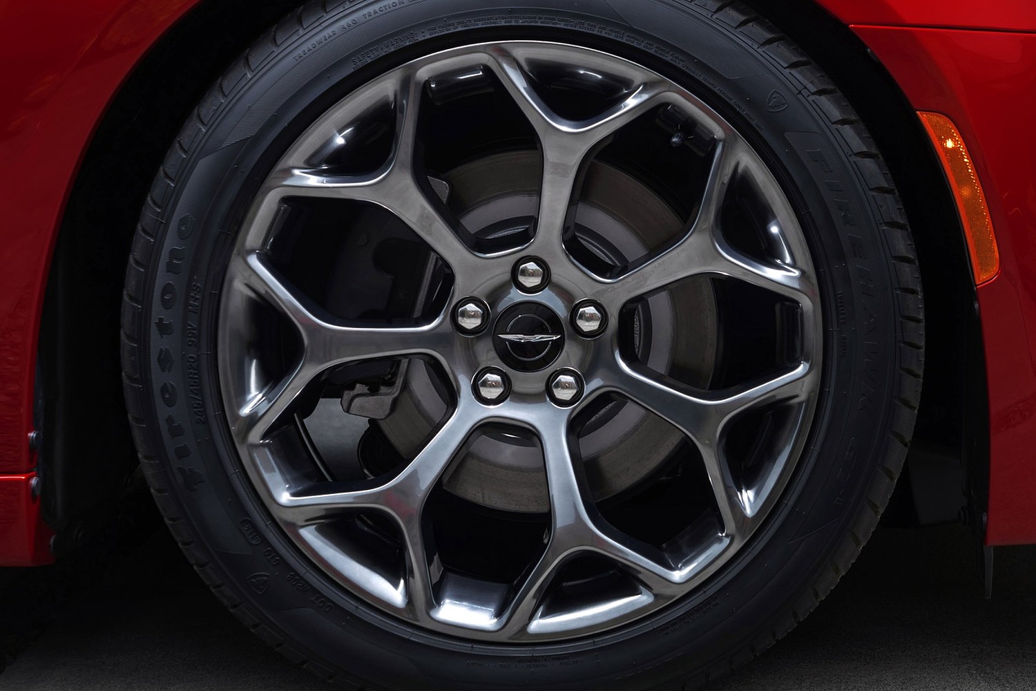 2015 Chrysler 300 S Sedan Wheel