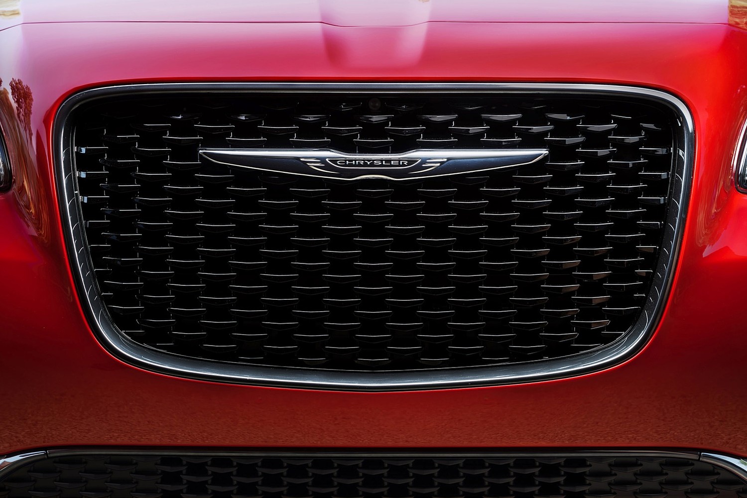 2015 Chrysler 300 S Sedan Front Badge