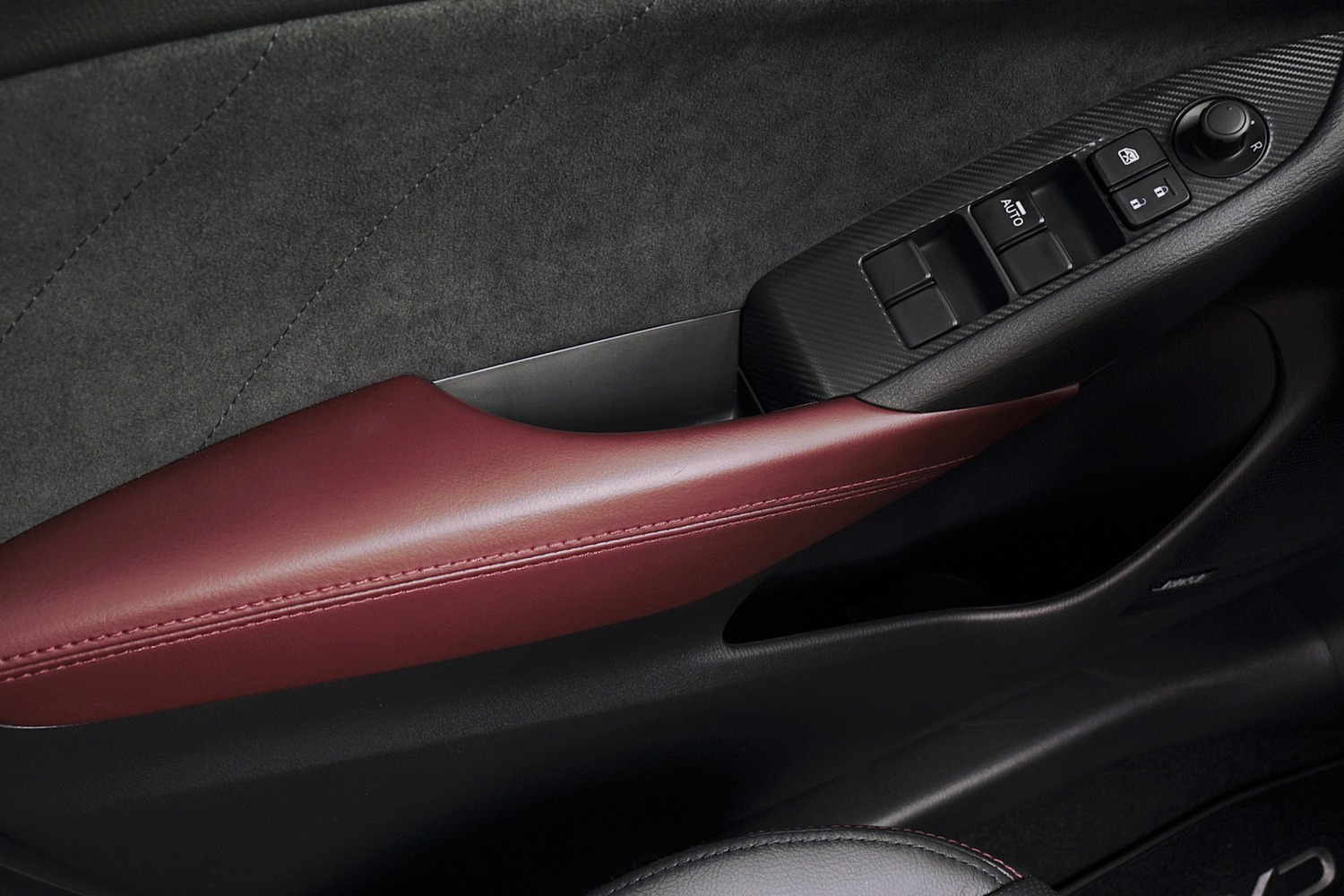 Mazda CX-3 Grand Touring 4dr SUV Interior Detail (2016 model year shown)