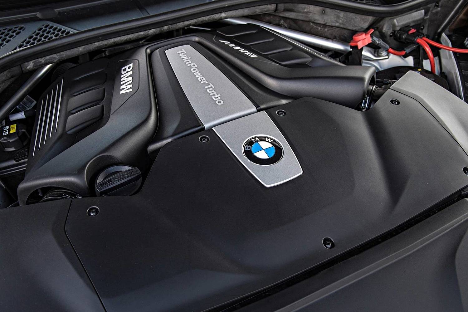 BMW X6 xDrive50i 4dr SUV 4.4L V8 Engine (2016 model year shown)