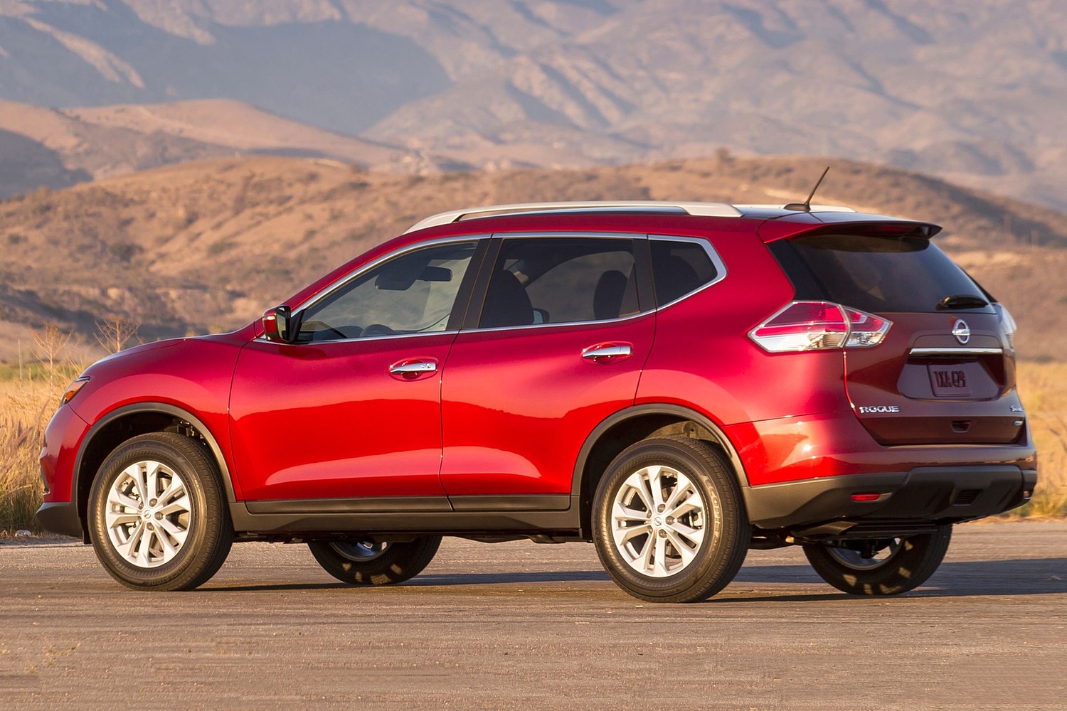 2016 Nissan Rogue SV 4dr SUV Exterior Shown