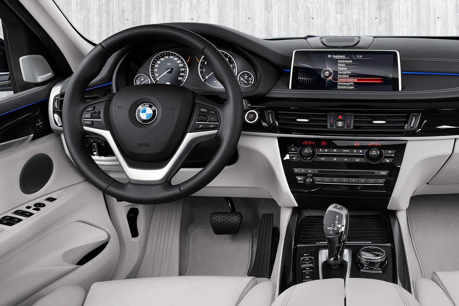 2016 BMW X5 eDrive xDrive40e 4dr SUV Interior