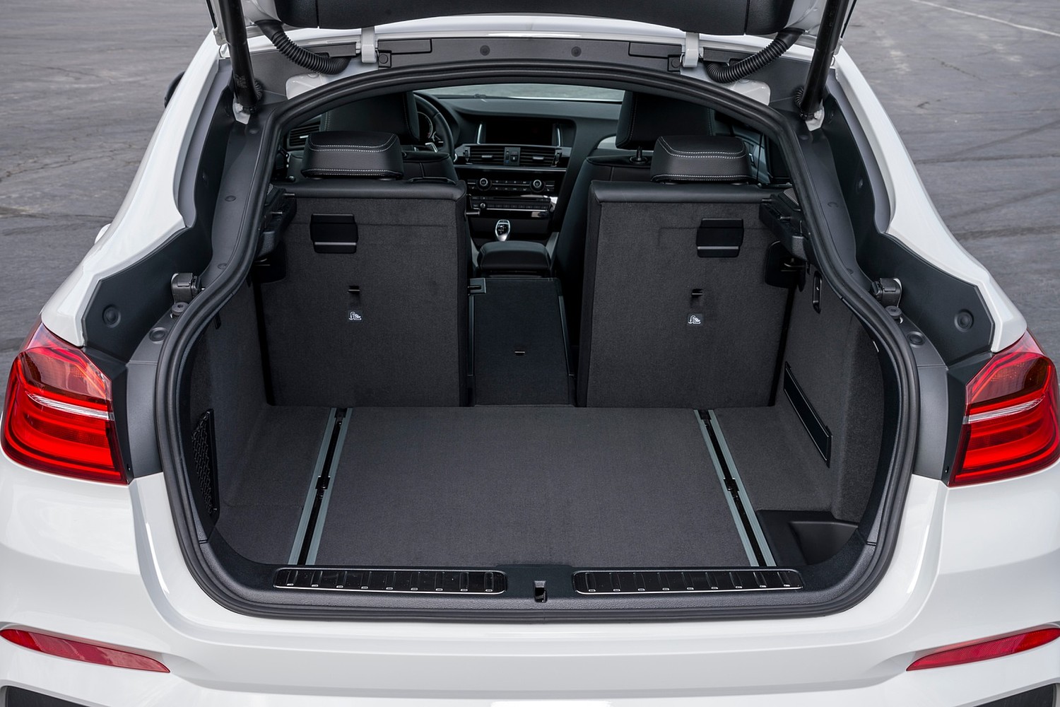2016 BMW X4 M40i 4dr SUV Interior
