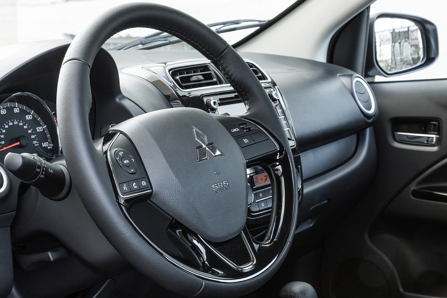 Mitsubishi Mirage G4 SE Sedan Steering Wheel Detail (2017 model year shown)