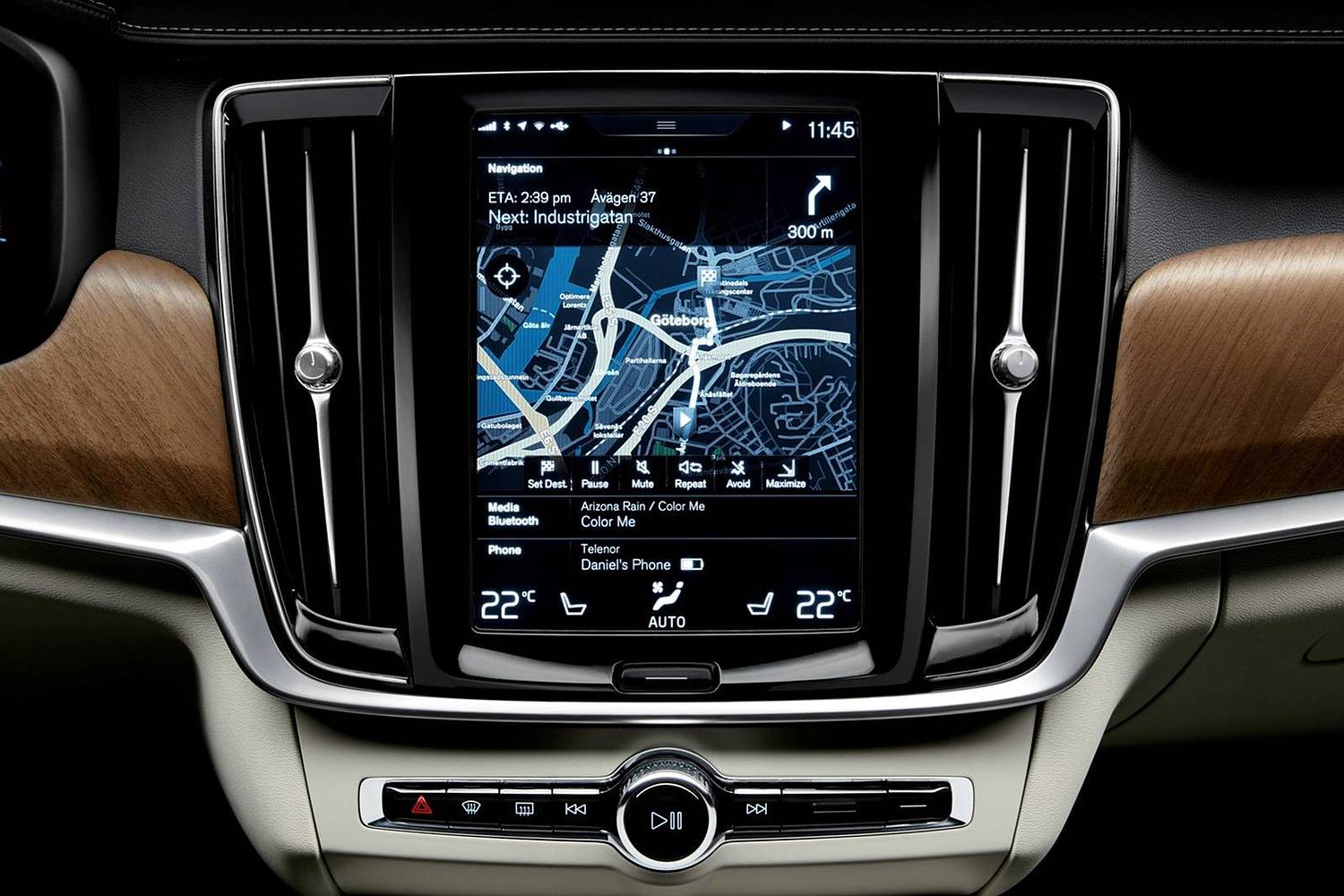 2017 Volvo S90 T6 Inscription Sedan Navigation System
