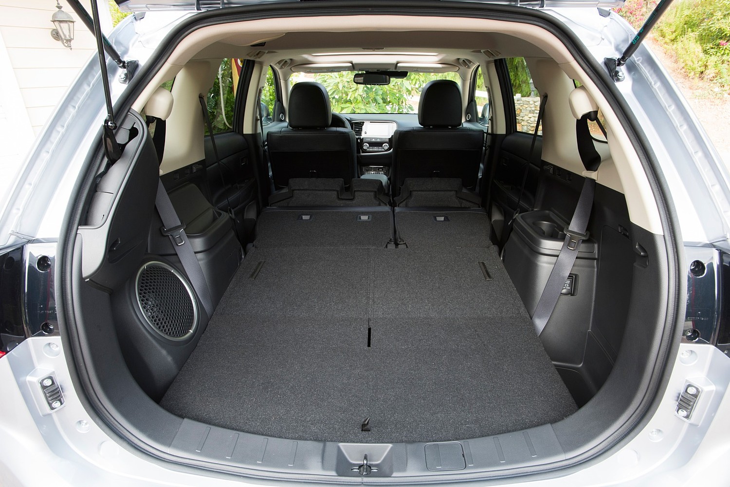 2017 Mitsubishi Outlander GT 4dr SUV Interior