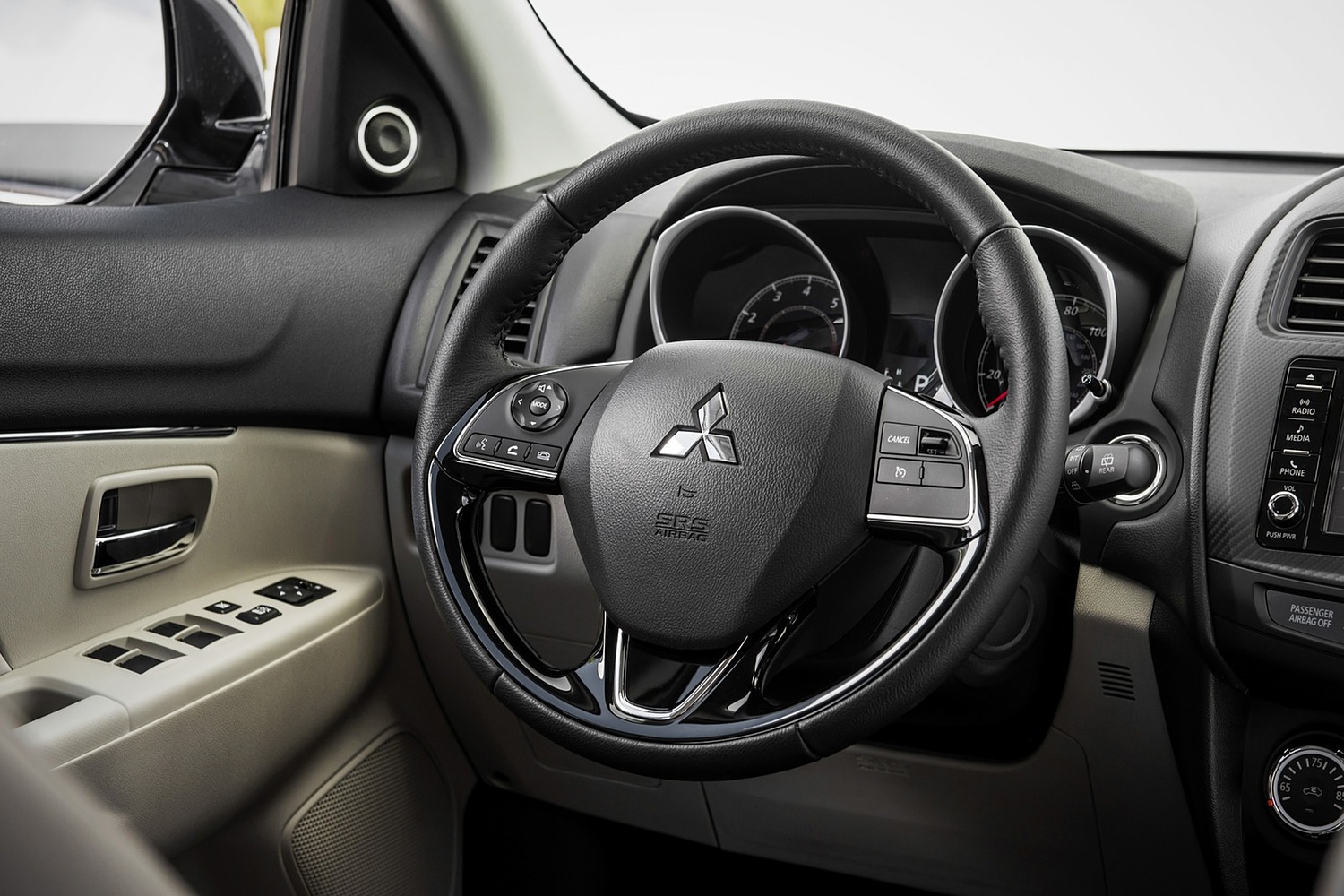 2017 Mitsubishi Outlander Sport 2.4 SE 4dr SUV Steering Wheel Detail