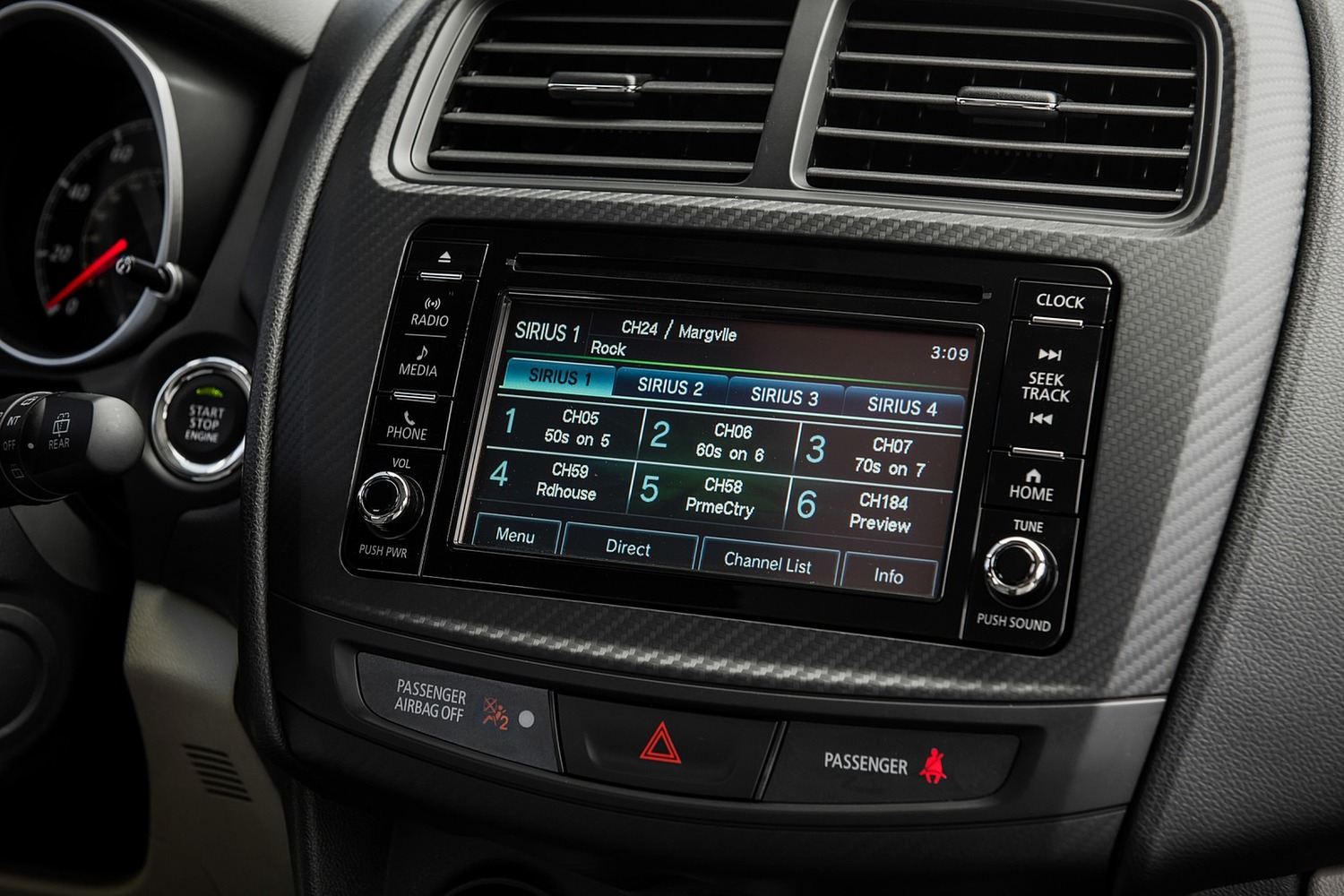 2017 Mitsubishi Outlander Sport 2.4 SE 4dr SUV Audio Console