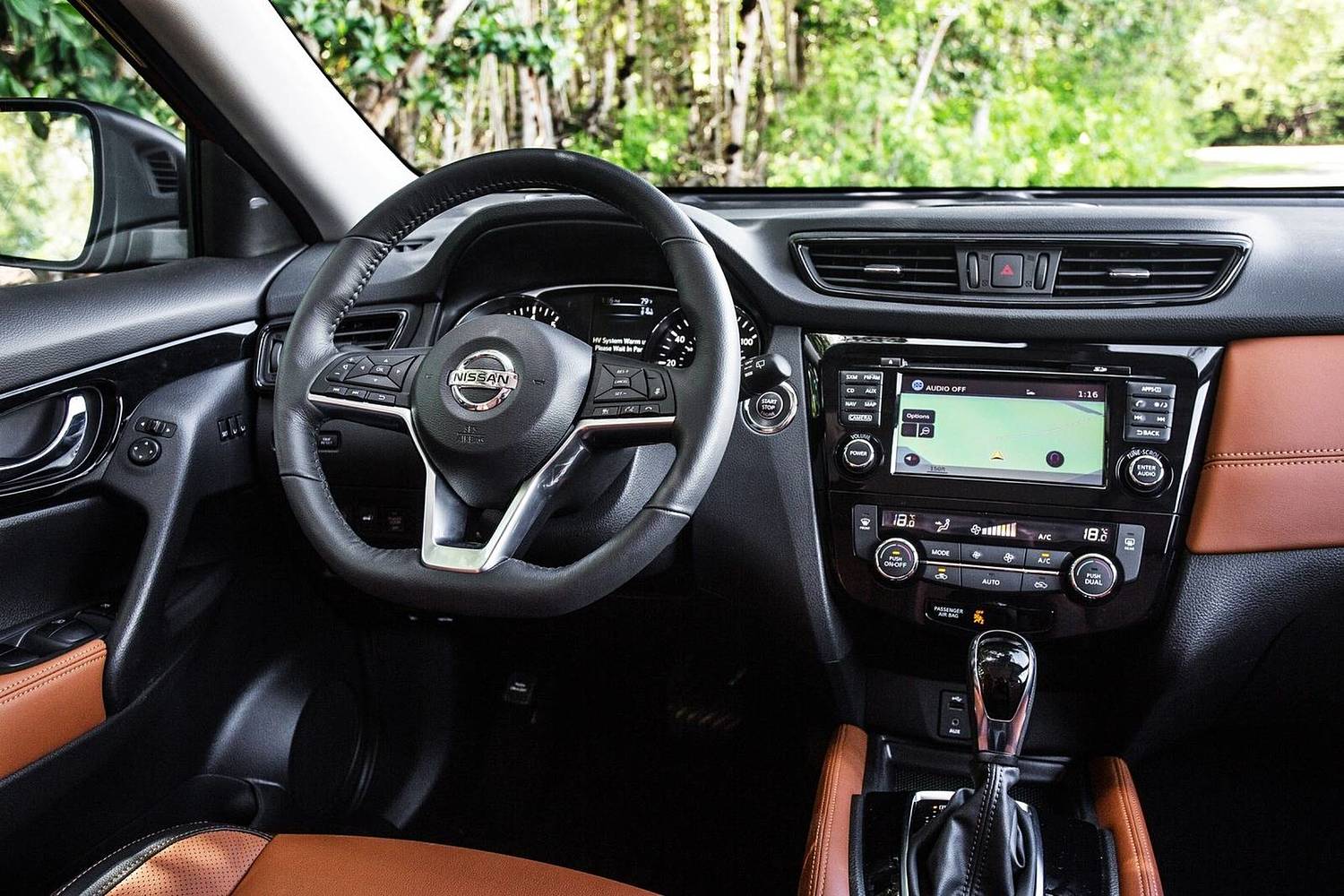 Nissan Rogue SL 4dr SUV Steering Wheel Detail. Platinum Reserve Package Shown. (2017 model year shown)