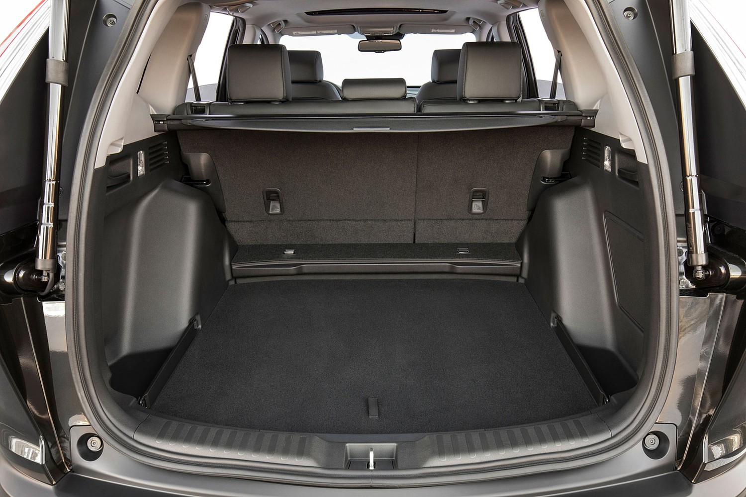 Honda CR-V Touring 4dr SUV Cargo Area (2017 model year shown)