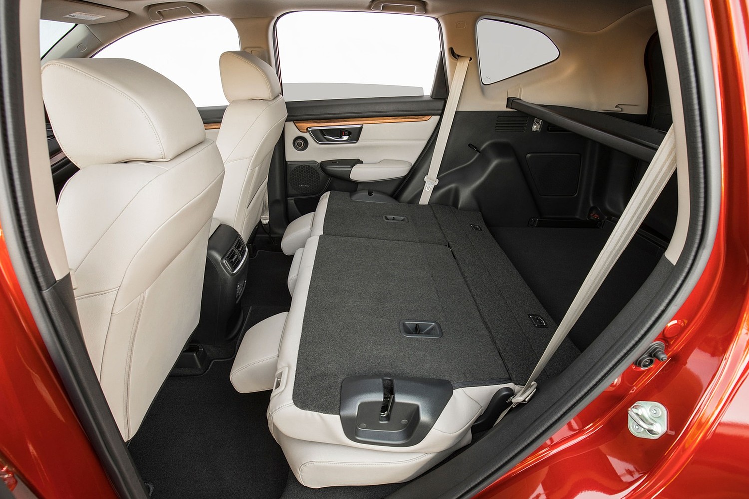 Honda CR-V Touring 4dr SUV Interior (2017 model year shown)