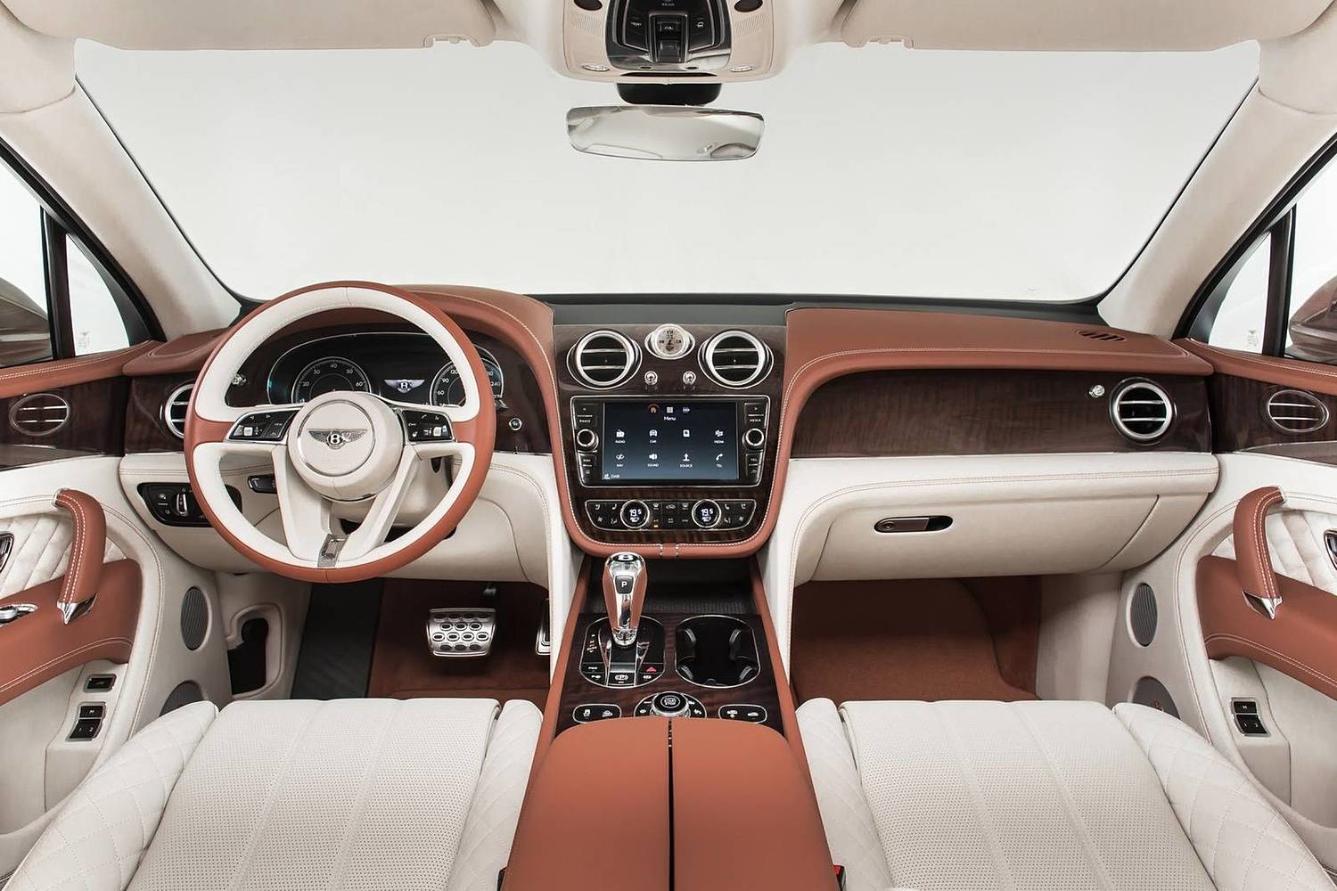 2017 Bentley Bentayga 4dr SUV Dashboard