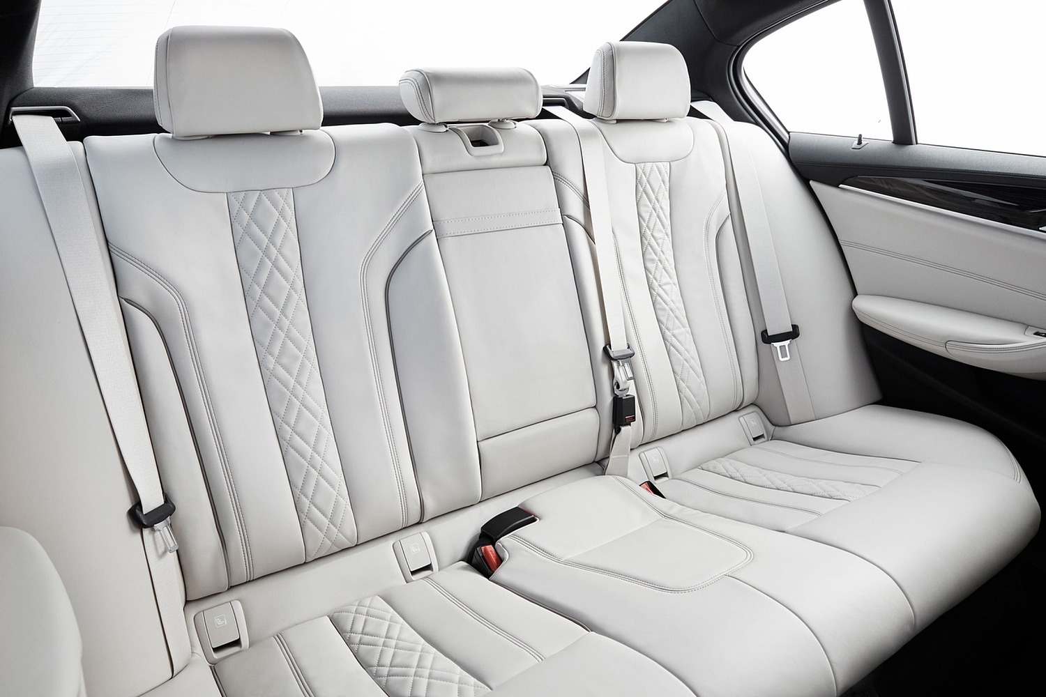 BMW 5 Series 540i Sedan Rear Interior (2017 model year shown)