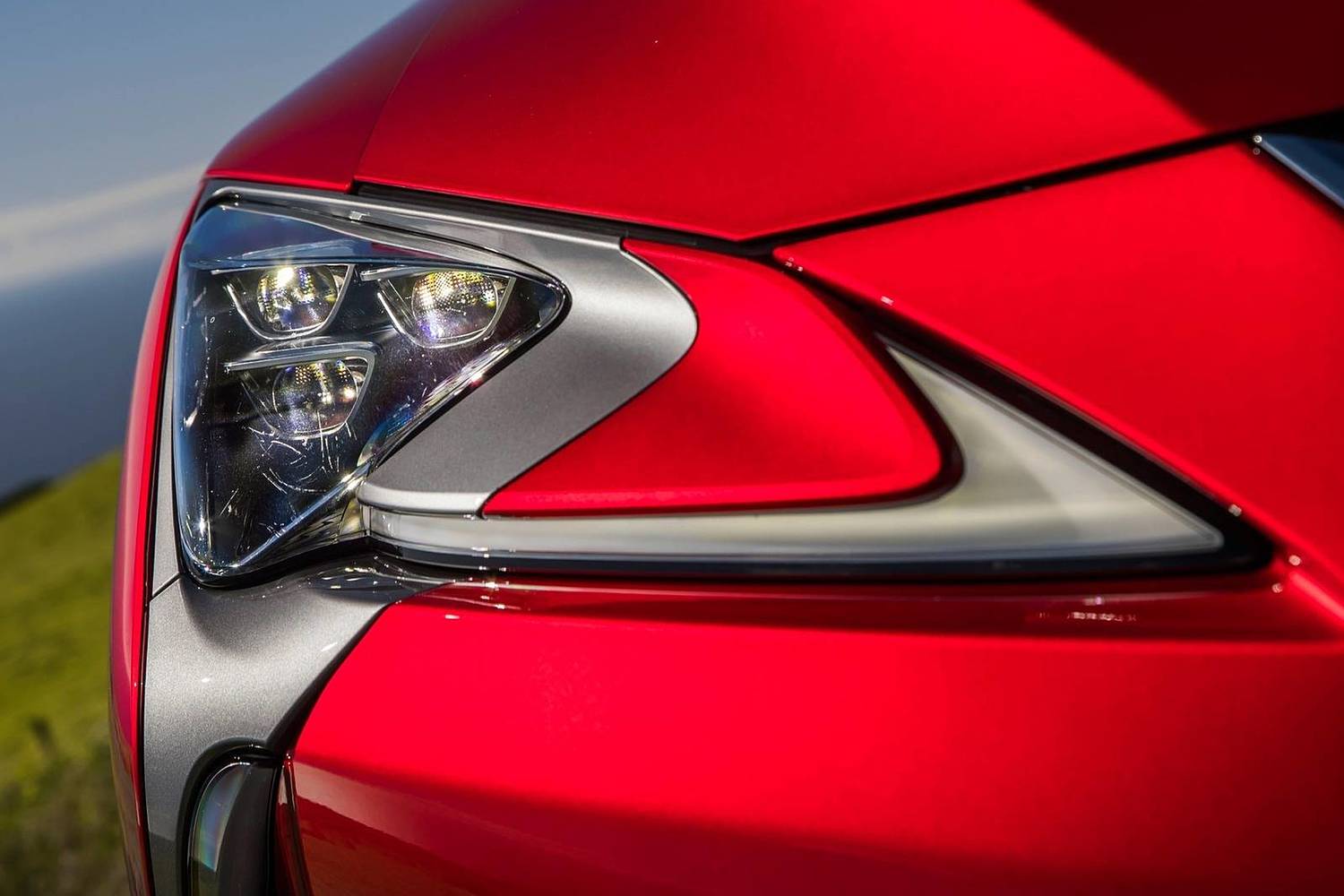 2018 Lexus LC 500 Coupe Headlamp Detail