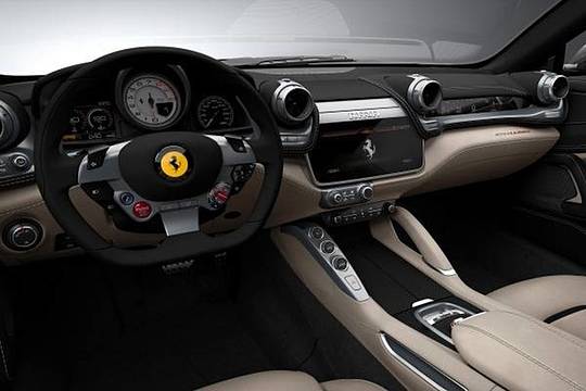 2017 GTC4Lusso - First Row