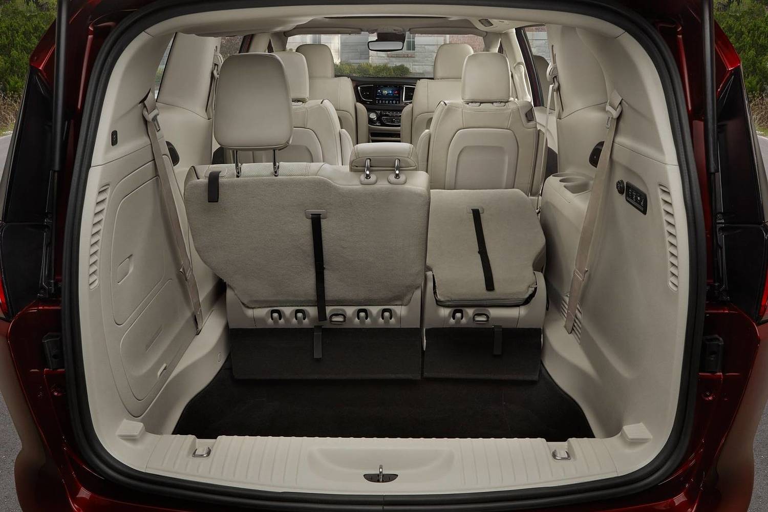 2018 Chrysler Pacifica Limited Passenger Minivan Rear Seats Down