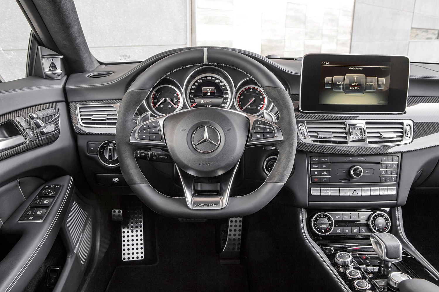2018 Mercedes-Benz CLS-Class AMG CLS 63 S Sedan Dashboard