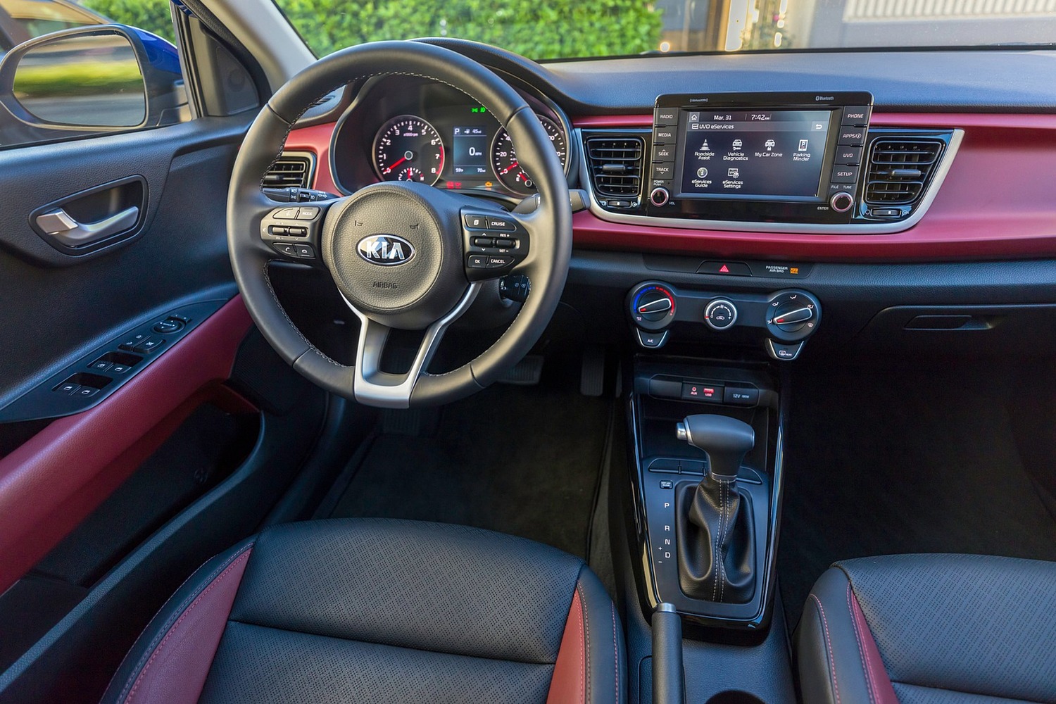 2018 Kia Rio EX Sedan Steering Wheel Detail