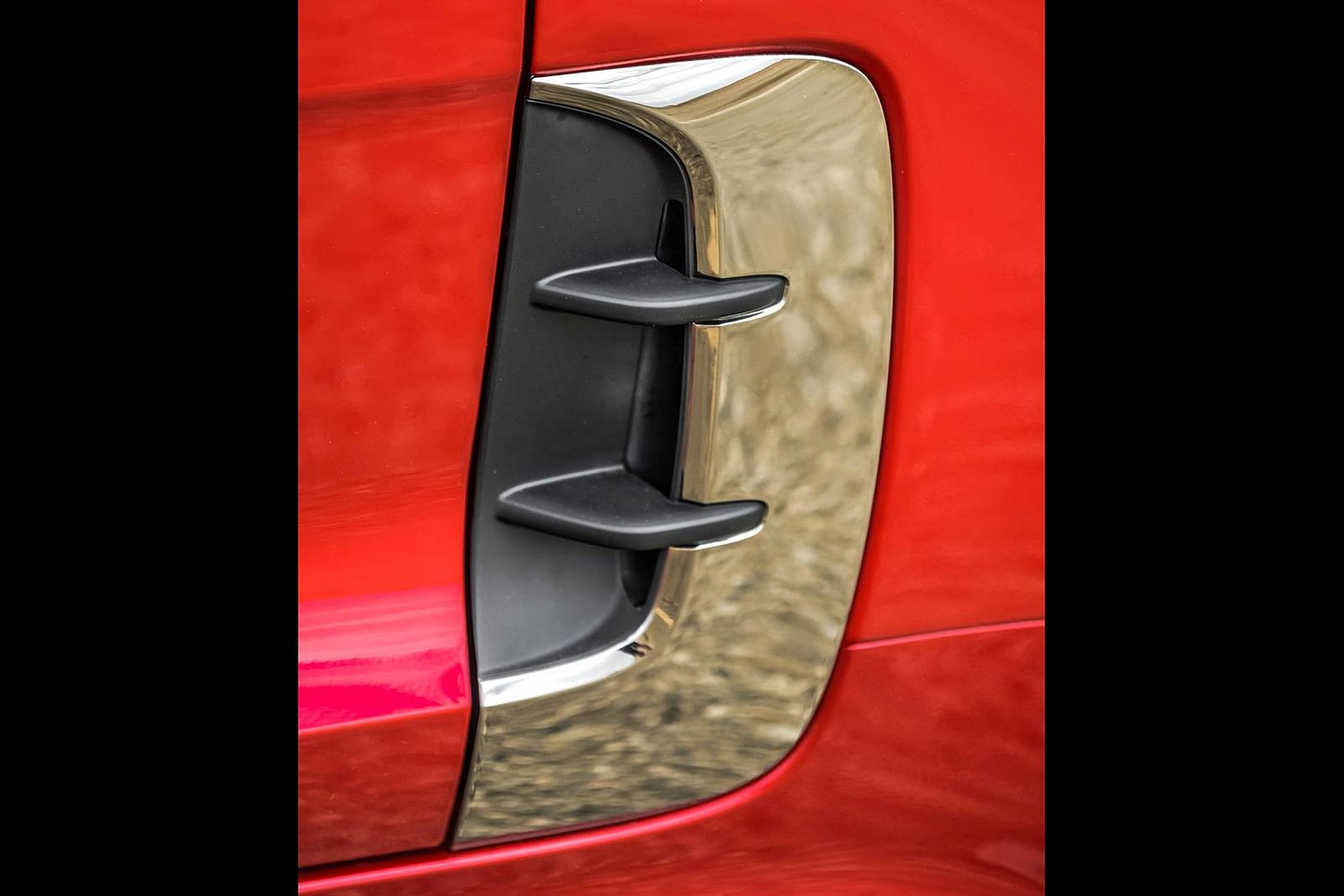 2018 Kia Stinger GT2 4dr Hatchback Exterior Detail