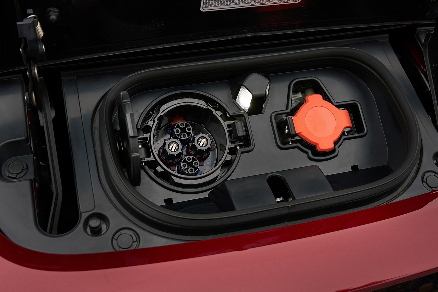 2018 Nissan Leaf SL 4dr Hatchback Exterior Detail