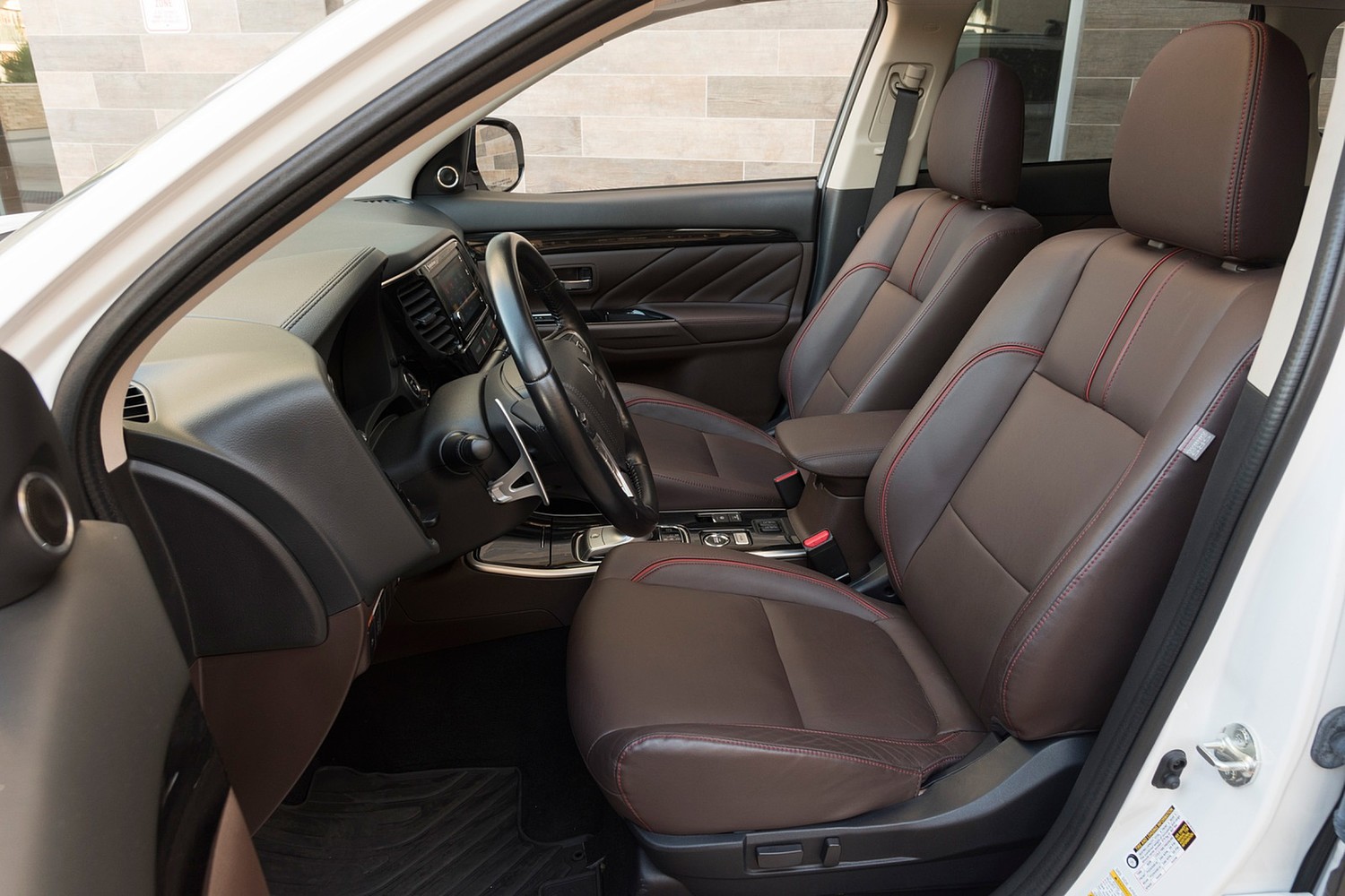 2018 Mitsubishi Outlander PHEV GT 4dr SUV Interior Shown