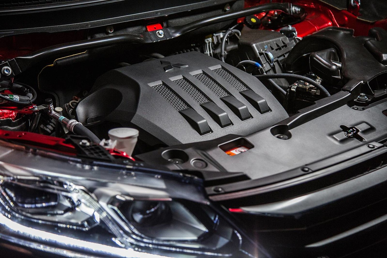 2018 Mitsubishi Eclipse Cross SEL Touring 4dr SUV 1.5L Turbo Engine