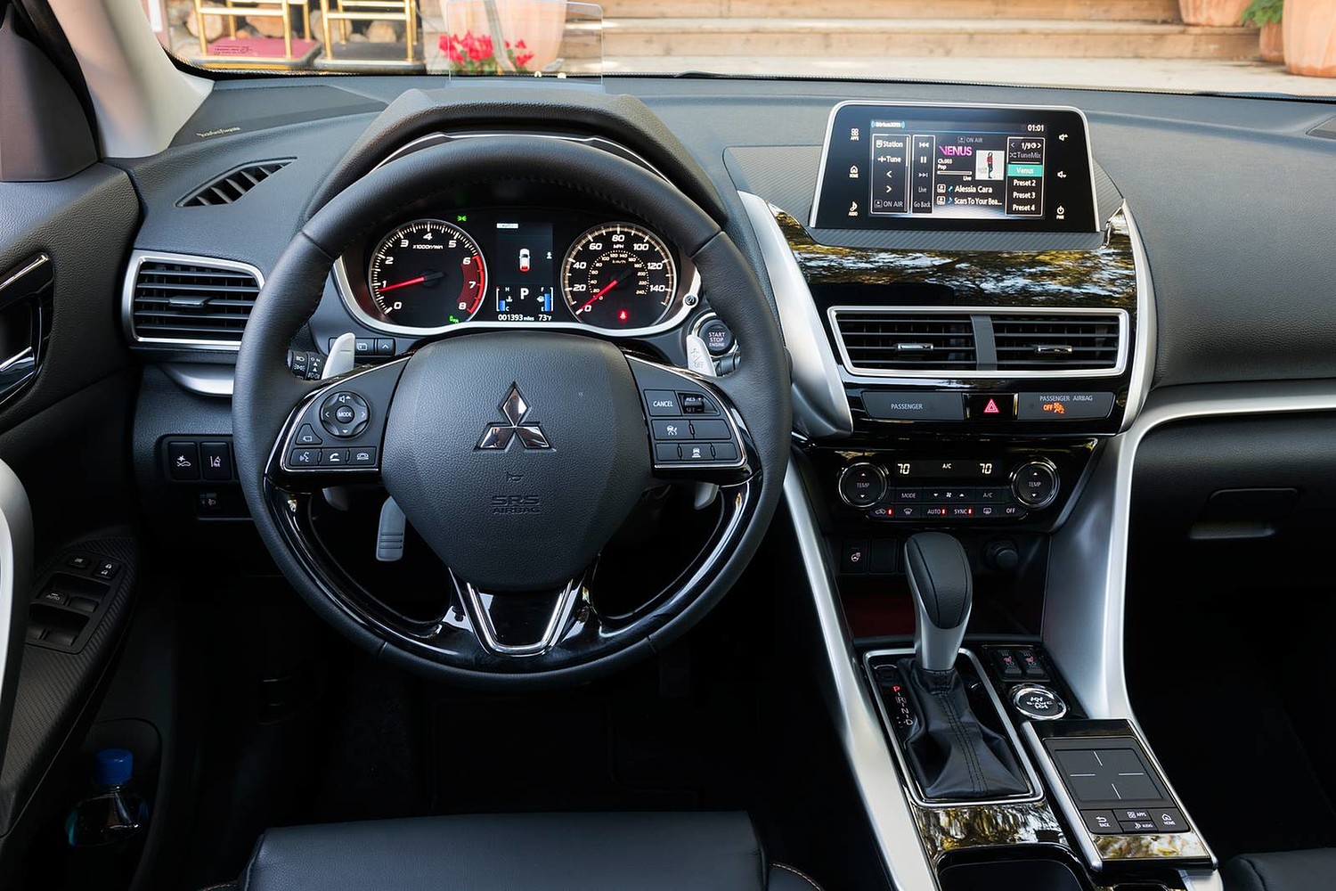 2018 Mitsubishi Eclipse Cross SEL Touring 4dr SUV Steering Wheel Detail