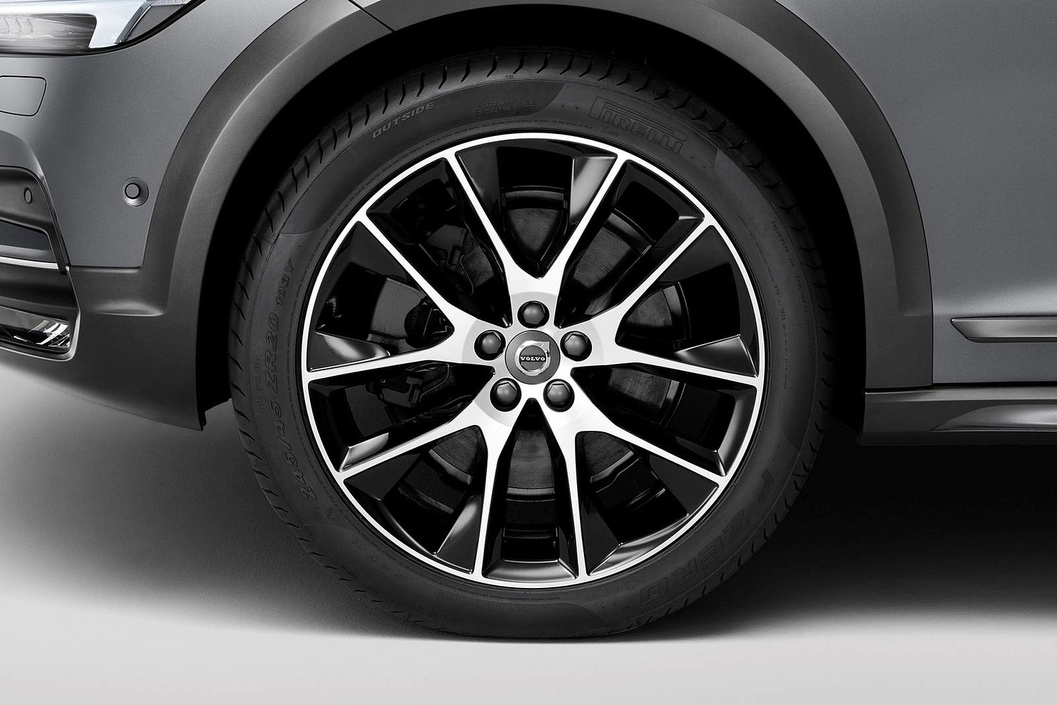 2018 Volvo V90 Cross Country T6 Wagon Wheel
